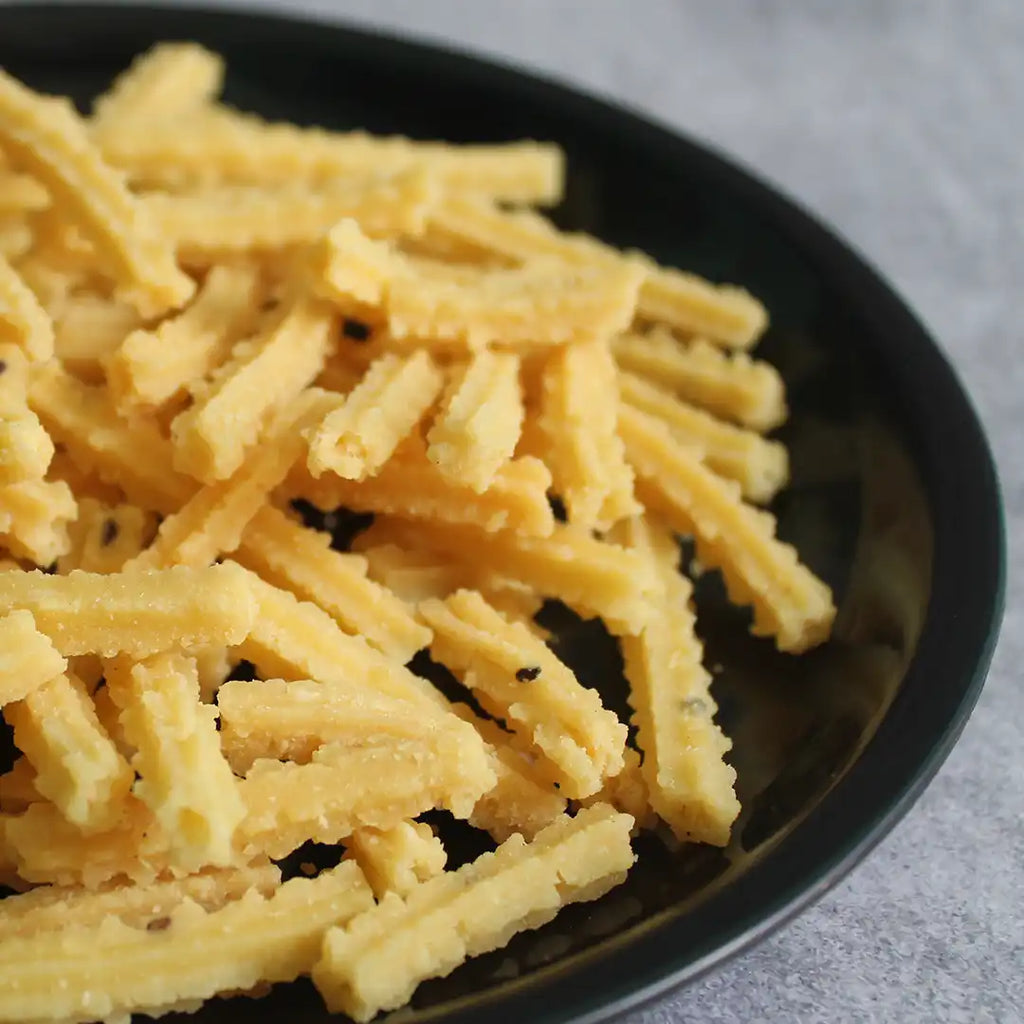 SriVaraha Foods Butter Murukku Snacks 200g பட்டர் முறுக்கு